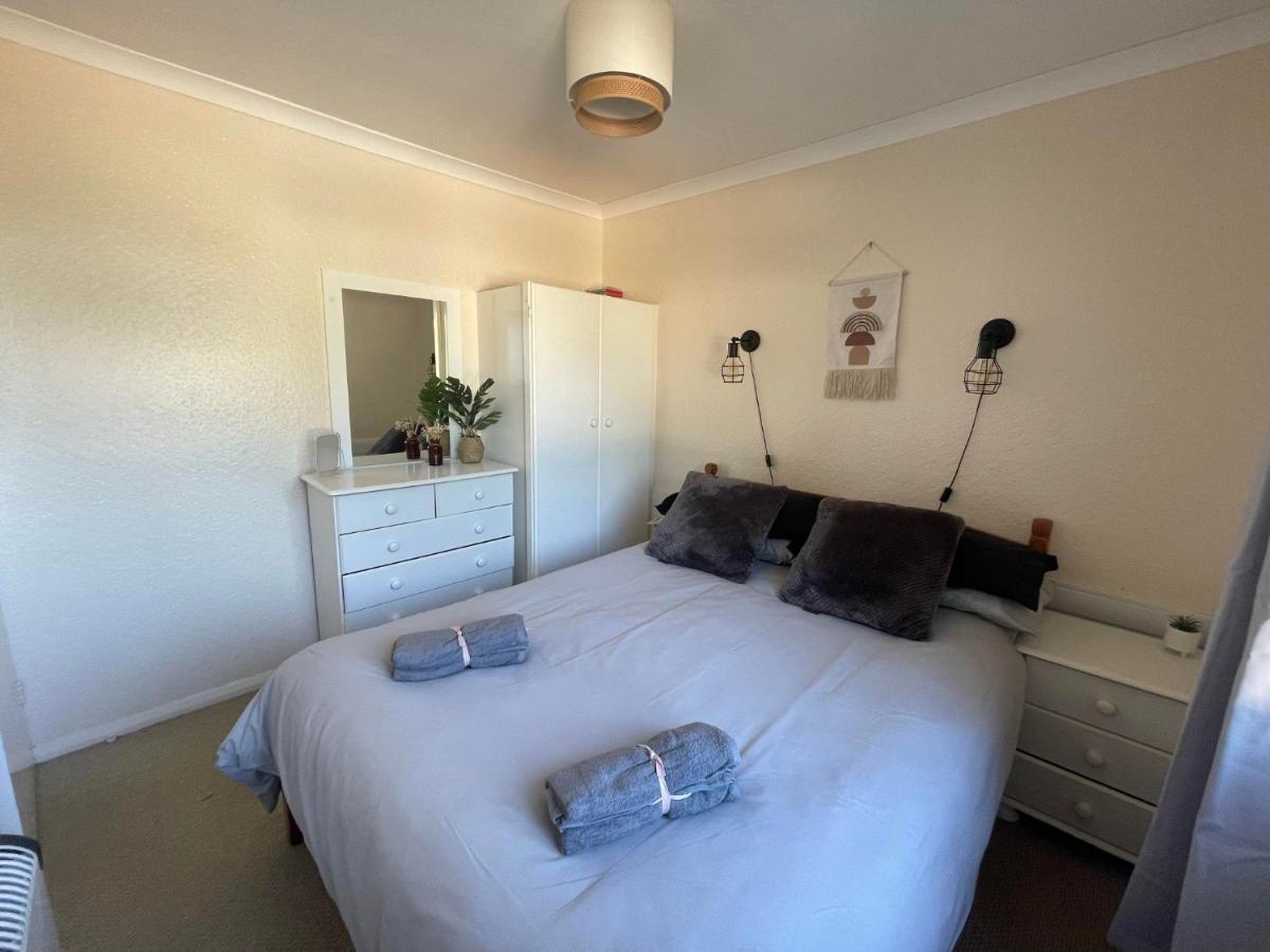 2 Bedroom Holiday Chalet Near Bude Kilkhampton 外观 照片
